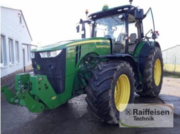 Farm tractor John Deere 8370 R: picture 1