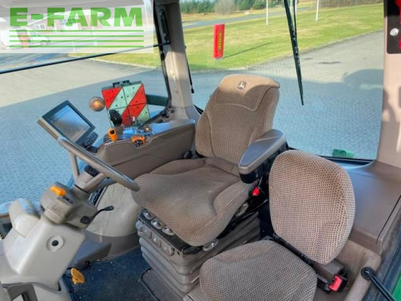 Farm tractor John Deere 8370r: picture 15