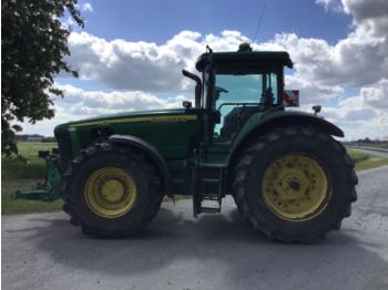 Farm tractor John Deere 8420: picture 1