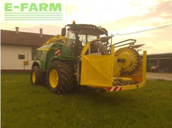 Forage harvester JOHN DEERE 8600