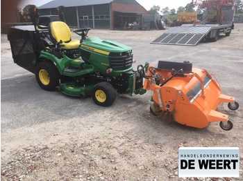 Compact tractor John Deere x 950 R: picture 1