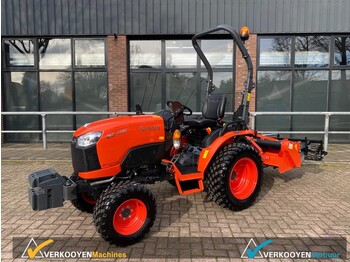 Compact tractor Kubota B2231 HST: picture 1