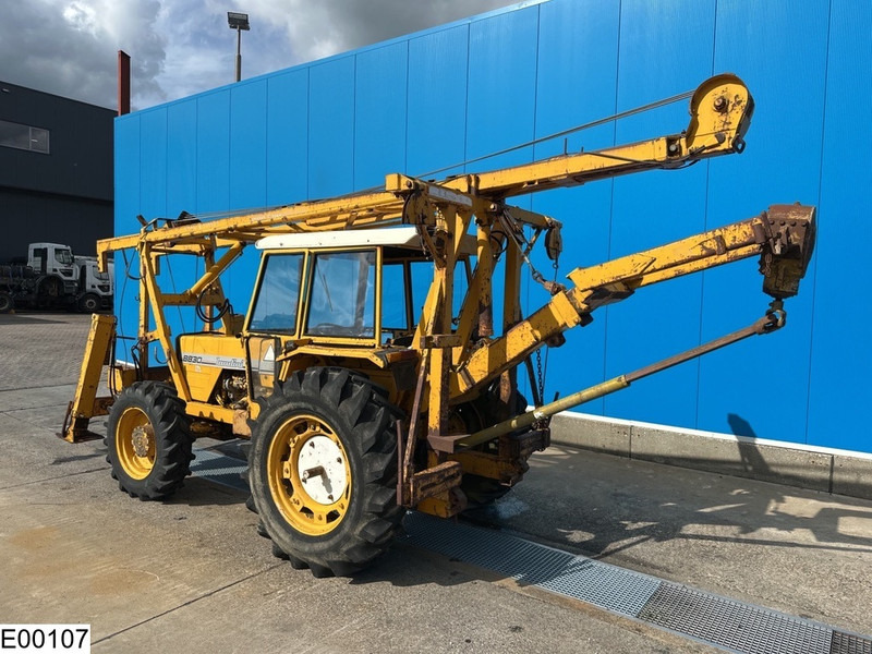 Farm tractor Landini 8830 4x4, Tractor with cable crane, drill rig: picture 6