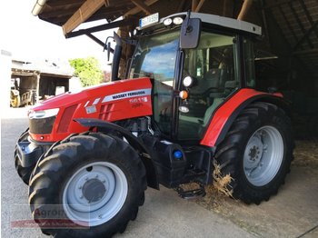 Farm tractor Massey Ferguson 5611: picture 1
