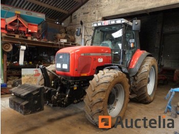 Farm tractor Massey Ferguson 8220: picture 1