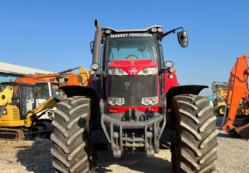 Farm tractor Massey Ferguson 8670: picture 4