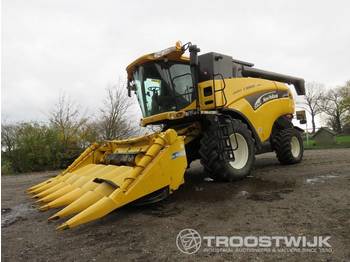 Combine harvester New Holland CX760: picture 1