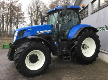 Farm tractor New Holland T7.220 AUTOCOMMAND: picture 1