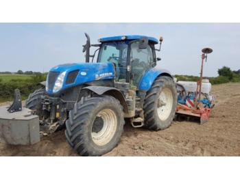 Farm tractor New Holland T7.220 AUTOCOMMAND: picture 1