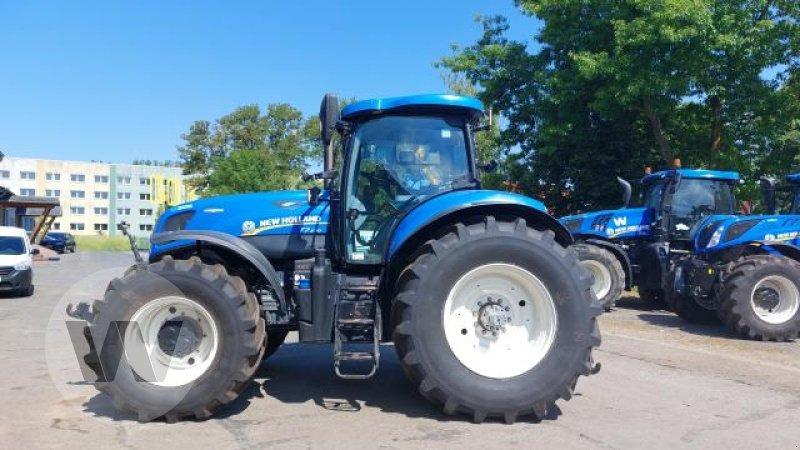 Farm tractor New Holland T 7.270 AC: picture 2