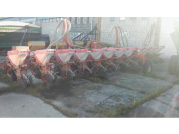 Precision sowing machine Kverneland Accord Optima NT 12 Fronttank