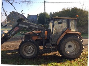 Farm tractor Renault CERES 330 X: picture 1