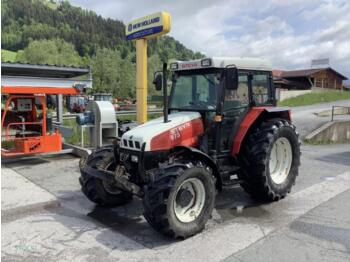 Farm tractor Steyr 975 m a basis: picture 1