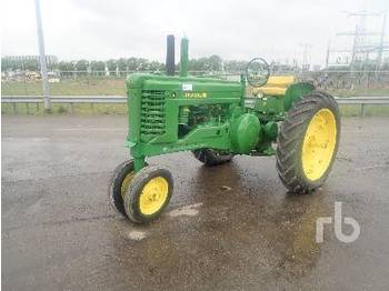 Tractor JOHN DEERE A
