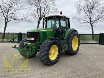 John Deere 6920S - tractor