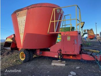 Forage mixer wagon UNIVERSAL Unifeed: picture 1