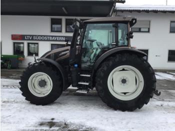 New Farm tractor Valtra G 125eV 1B9: picture 1