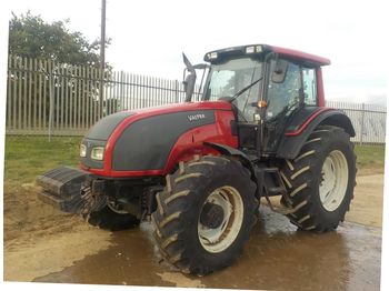 Farm tractor Valtra T151: picture 1