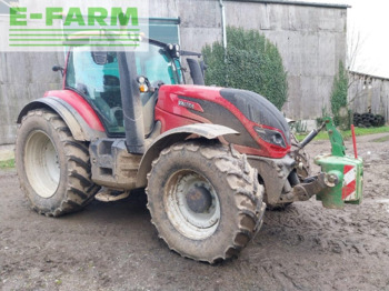 Farm tractor VALTRA T174
