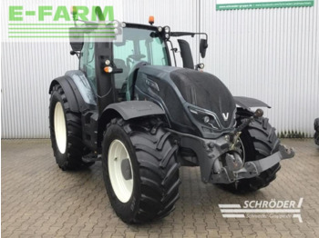 Farm tractor VALTRA T194