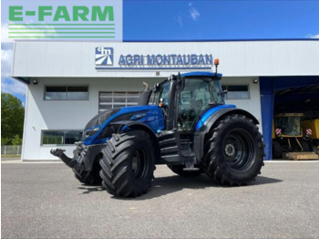 Farm tractor VALTRA T214