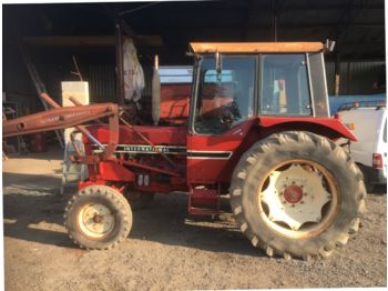 Wheel tractor Case IH 845 S