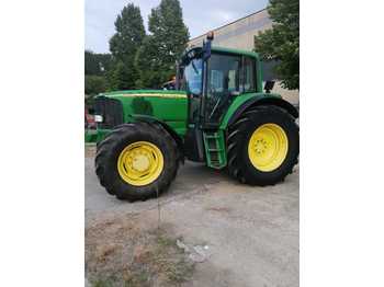 Wheel tractor JOHN DEERE 6920S