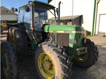 Wheel tractor John Deere 2850