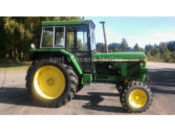 Wheel tractor John Deere 3030