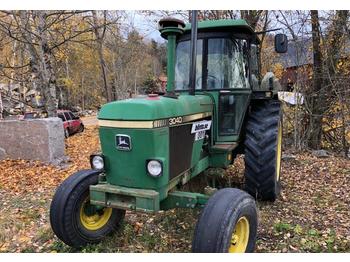 Wheel tractor John Deere 3040