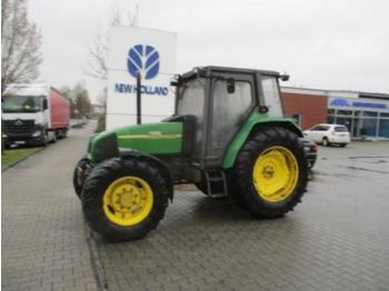 Wheel tractor John Deere 3300 X