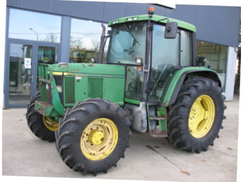 Wheel tractor John Deere 6110