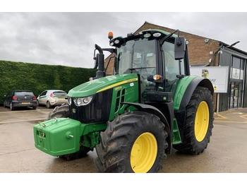Wheel tractor John Deere 6120M