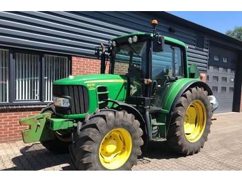 Wheel tractor John Deere 6230 Premium