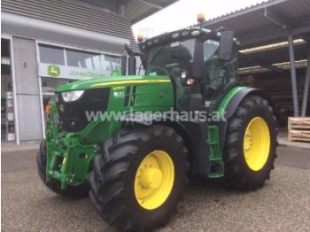 Wheel tractor John Deere 6250R