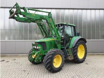 Wheel tractor John Deere 6320