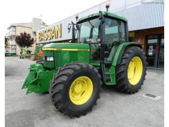 Wheel tractor John Deere 6410