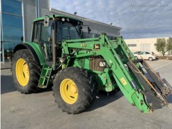 Wheel tractor John Deere 6420S