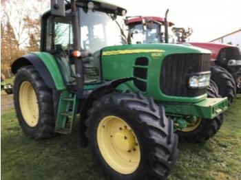 Wheel tractor John Deere 6530