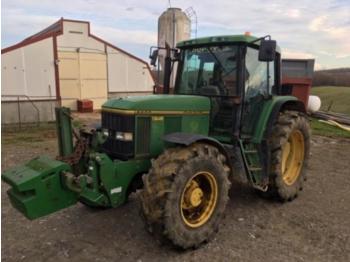 Wheel tractor John Deere 6600