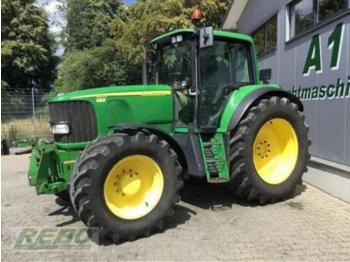 Wheel tractor John Deere 6820 PREMIUM