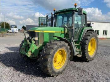 Wheel tractor John Deere 6910