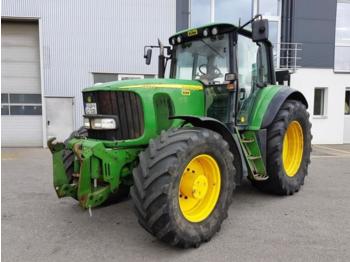 Wheel tractor John Deere 6920