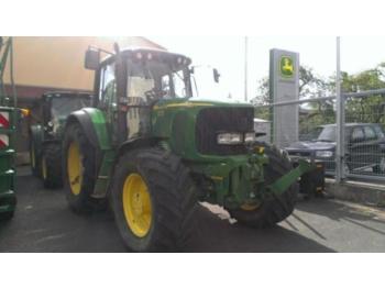 Wheel tractor John Deere 6920