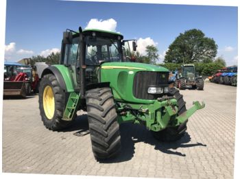 Wheel tractor John Deere 6920