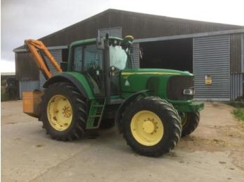 Wheel tractor John Deere 6920S