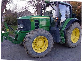 Wheel tractor John Deere 6930