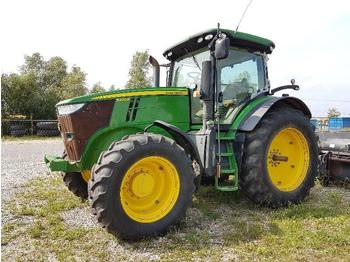 Wheel tractor John Deere 7200R