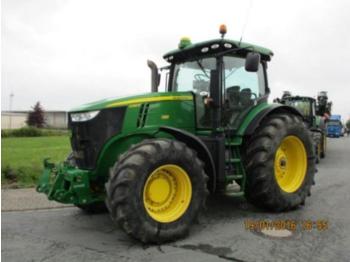 Wheel tractor John Deere 7230R
