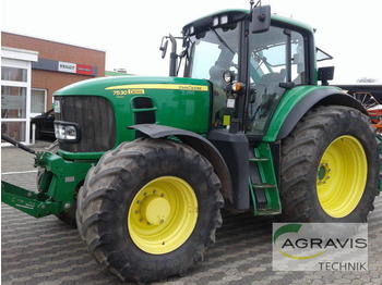 Wheel tractor John Deere 7530
